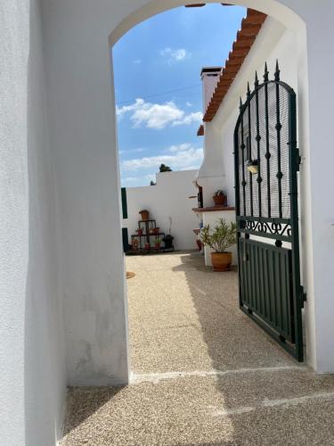 Casa do Canto - Uma casa no campo, perto da praia.