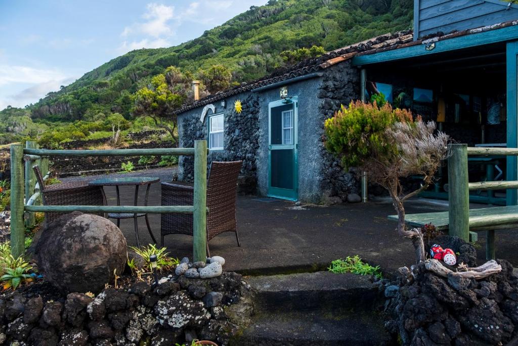 Casa do Caramba - The Dream House Caminho do caramba, Prainha de Cima, Açores, 9940-017 São Roque do Pico