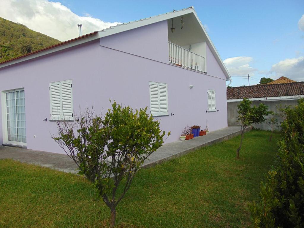 Casa do Carroça Estrada Regional, nº126 Lugar dosTerreiros, 9800-052 Terreiros