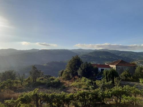Casa do Casal em Resende com Vista Para o Rio Douro