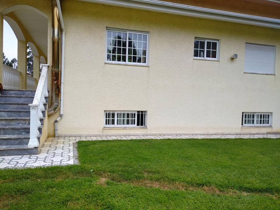 Casa do Cascão RUA Central2437 2437, 4525-353 Louredo