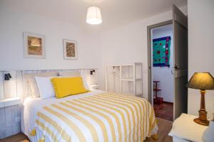 Casa do Largo - Litle house by the vines