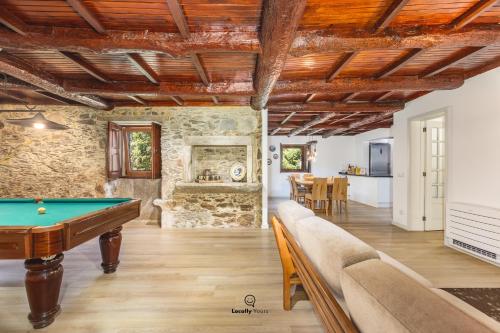 Casa do Monte Locally Yours