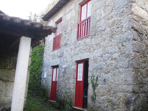 Casa dos Cabencos - Typical Granite Stone House