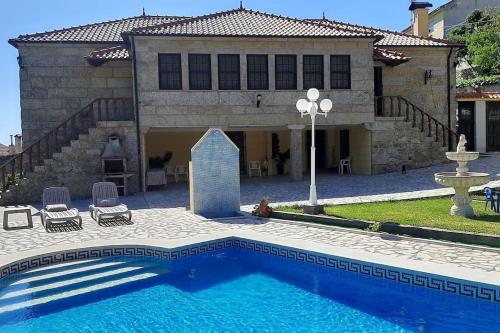 Casa dos Leões- Aldeia dos 4 abades