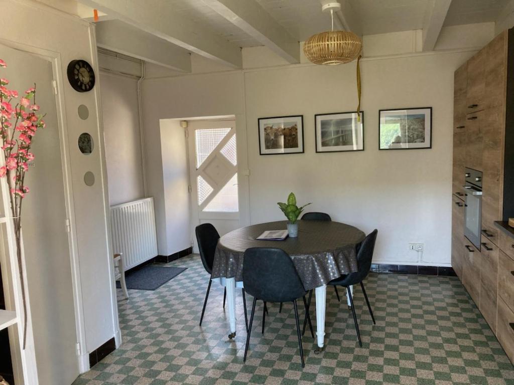 Casa dos Serrões 9370-240 Calheta