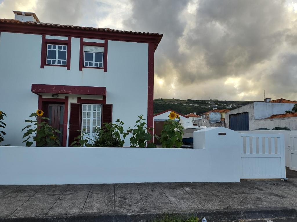 Casa frente al mar y completamente restaurada Travesa de Graça 2, 9970-320 Santa Cruz das Flores