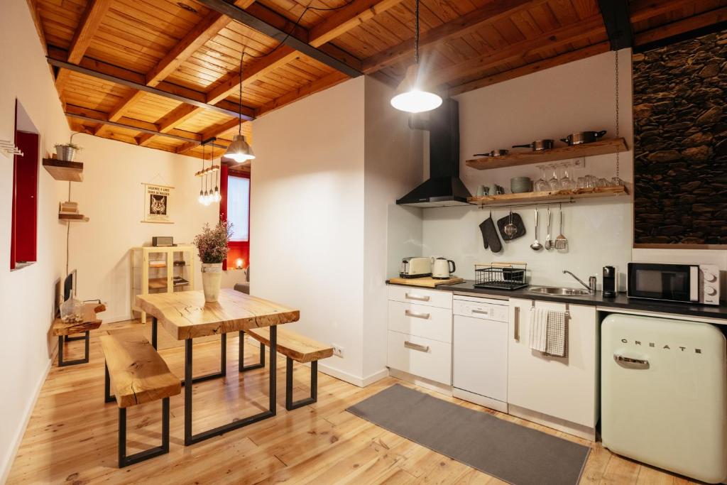 Casa Gaveto Travessa de Aljubarrota, 6320-351 Sabugal
