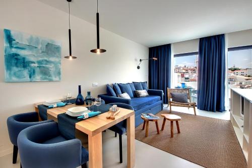Casa Indigo- Perfect location & Sea View