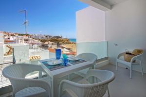 Maison de vacances Casa Indigo- Perfect location & Sea View 12 Rua Nova 8200-162 Albufeira Algarve