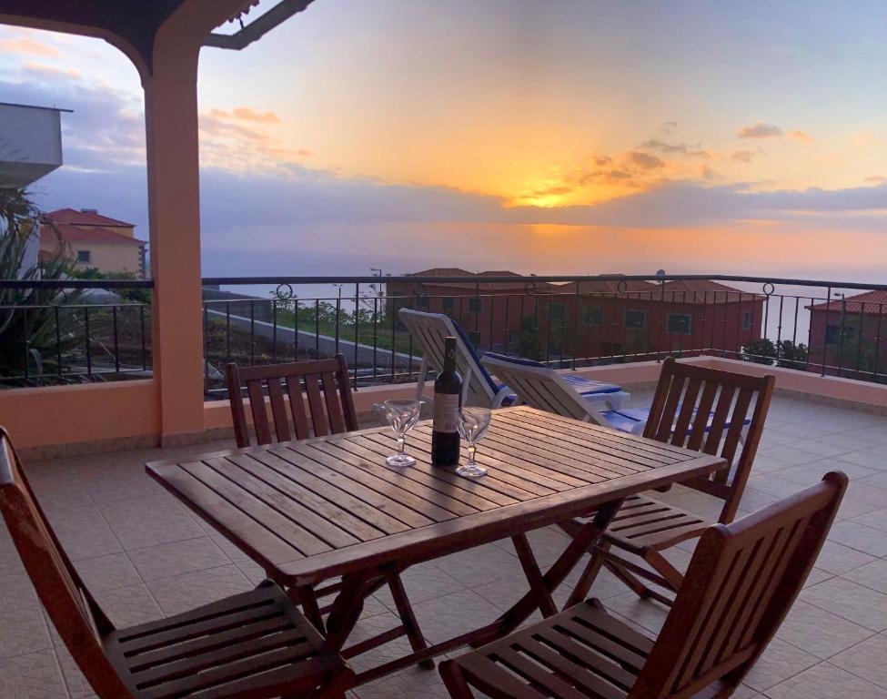 Casa Mar & Serra Rua da Achada de Santo Antão nº8, 9370-056 Arco da Calheta