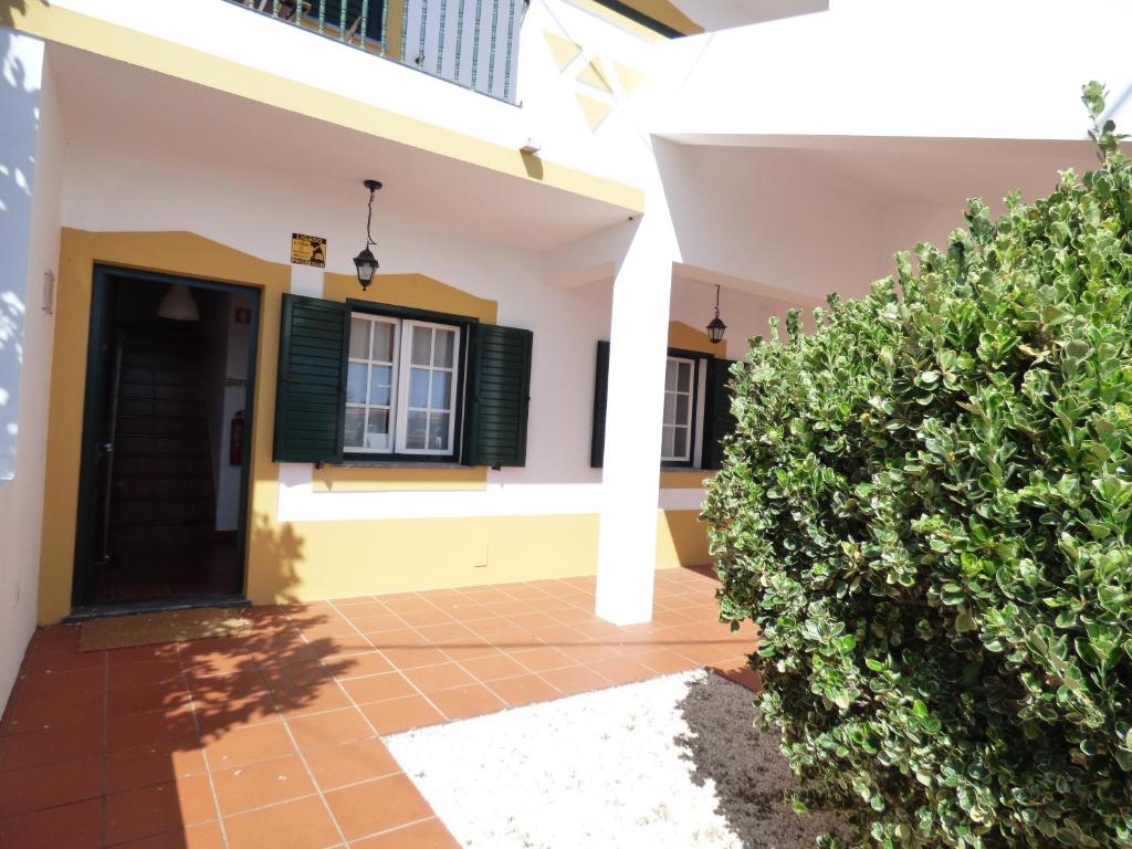 Maison de vacances Casa Margmar Bairro dos Alagoachos lote 245A 7645-012 Vila Nova de Milfontes