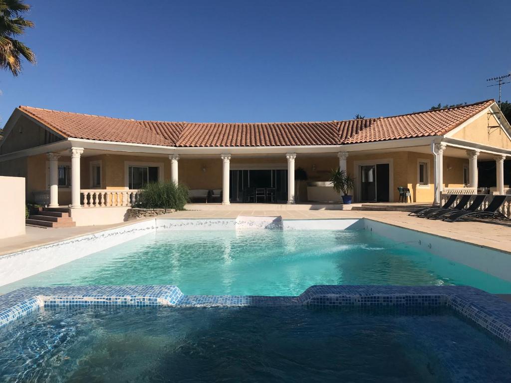 CASA MONTEVIDEU