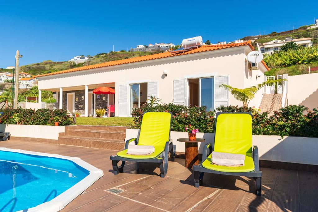 Casa Sol e Vista R.Dr. Rocha de Gouveia, 141, 9370-075 Arco da Calheta
