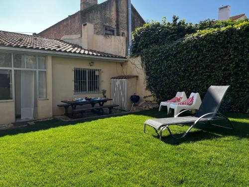 Cascais center House with garden