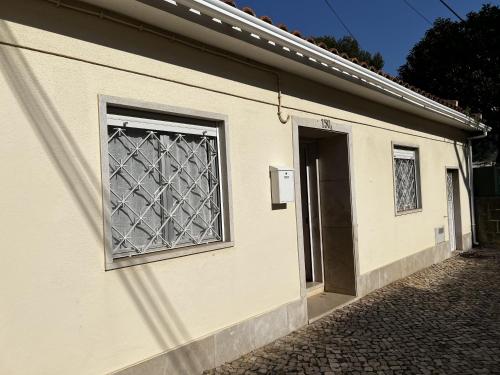 Cascais center House with garden