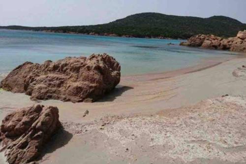 Caseddu pieds dans l'eau