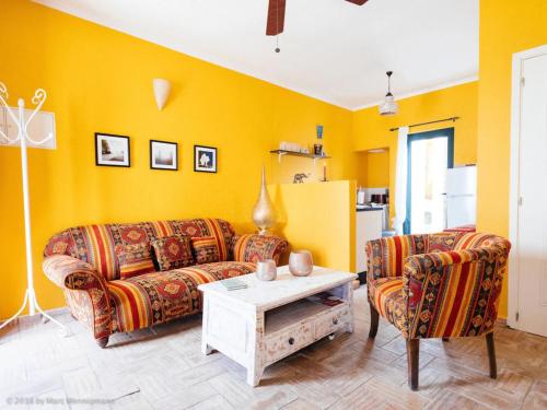 Casinha Canal - Beautifully restored Moroccan inspired townhouse in Lagos historic centre