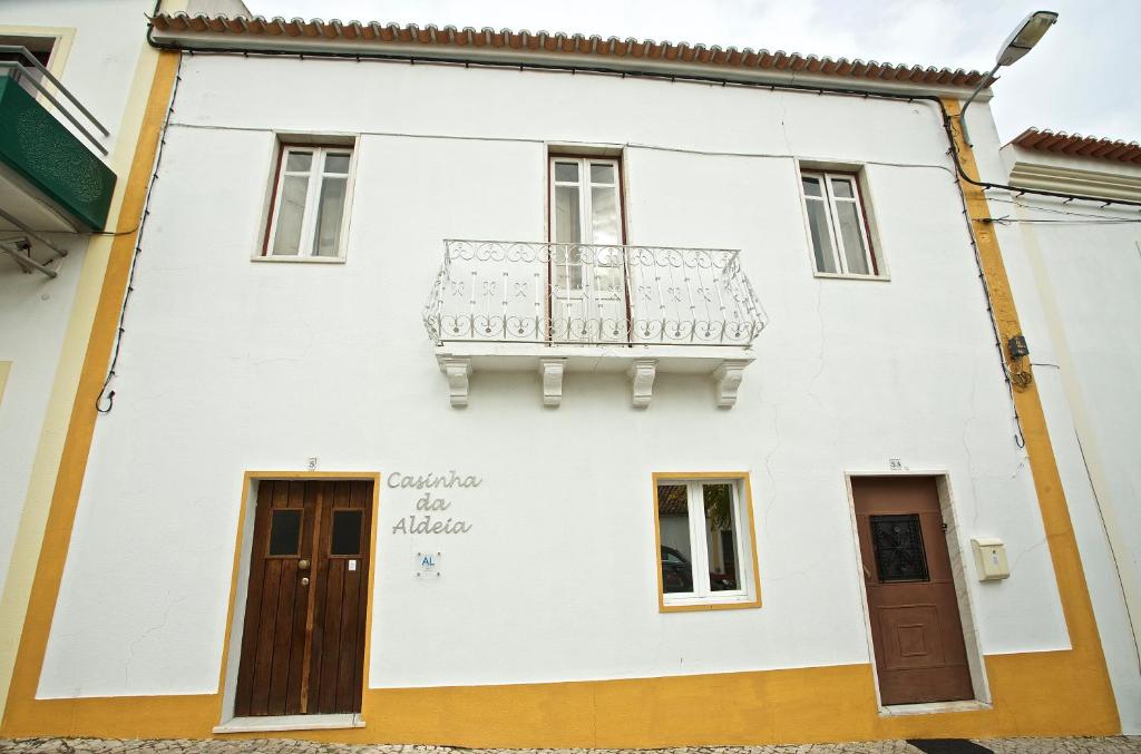 Casinha da Aldeia Rua Nova nº5, 7570-639 Melides