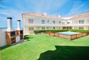 Catarina House - Baleal Beach, Balcony, Pool