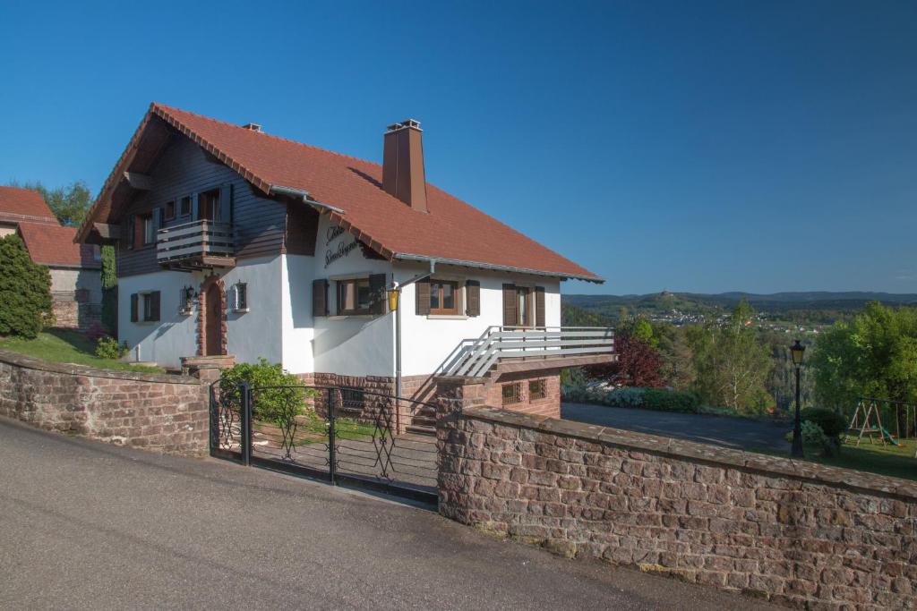 Chalet Beau Regard 8 rue des Hirondelles, 57850 Hellert