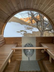 chalet coup de coeur+véhicule 4*4 ; 9 places à dispo
