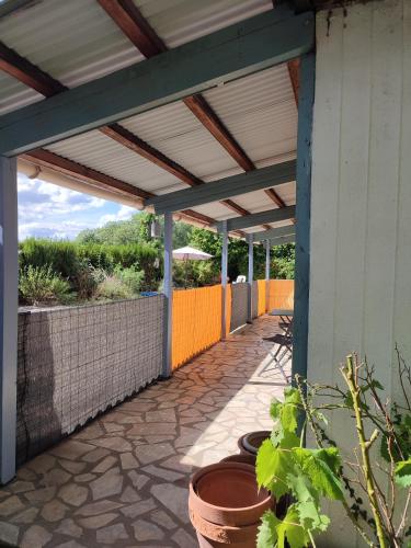 Chalet dans la Foret....Adorable 1 bedroom chalet surrounded by woodland