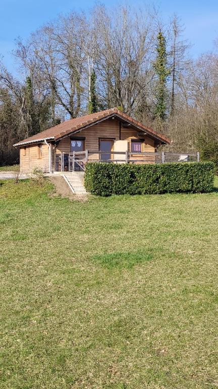Maison de vacances Chalet des Grands Prés 4 la Côte des grand près 55110 Gercourt-et-Drillancourt