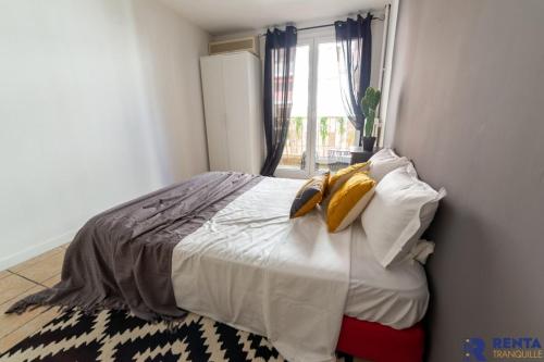 Chambre 2 René CASSINBalconWIFIMini-frigoTV