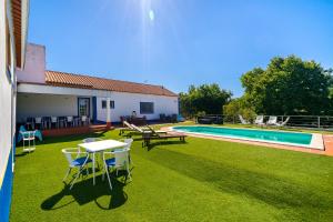Maison de vacances Chaparral Wonderful house in Nature 1h from Lisbon by SoulPlaces Monte de cascais, EN 4 7050-677 Silveiras Alentejo