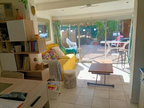 Charmant appartement sous le soleil de la pinède