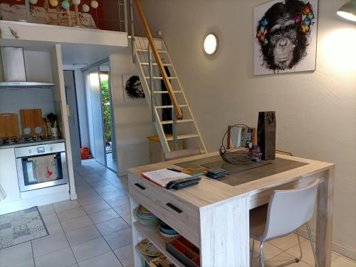 Charmant appartement sous le soleil de la pinède