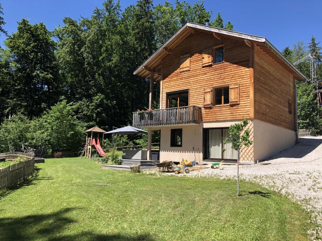 Charmant chalet entre lac et montagnes 665 Route des Laffins, 74570 Thorens-Glières