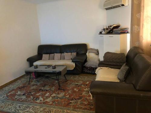 Charmant cocon familiale avec cheminée et jardin