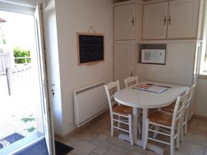 Maison de vacances Charmant gîte Haut-Marnais 12 Rue du Chêne 52400 Montcharvot Champagne-Ardenne
