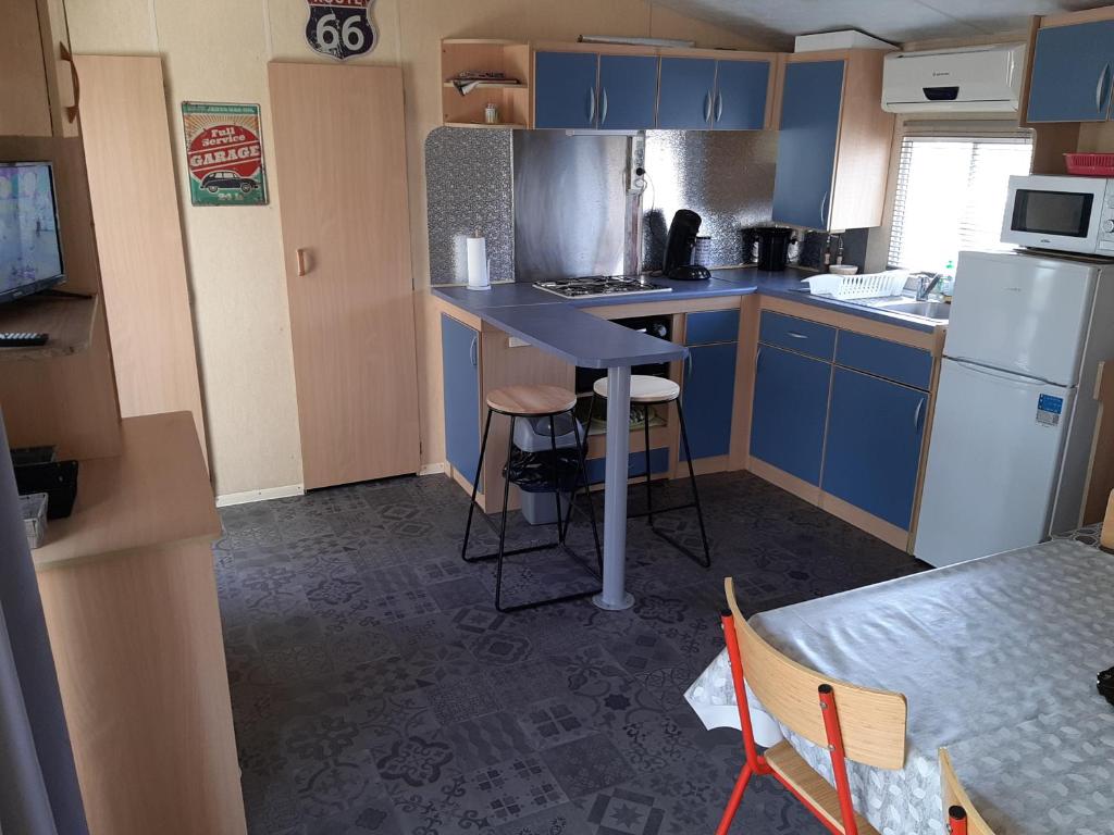 Maison de vacances charmant mobil home 107 Chemin des Dunes 34300 Le Grau-dʼAgde