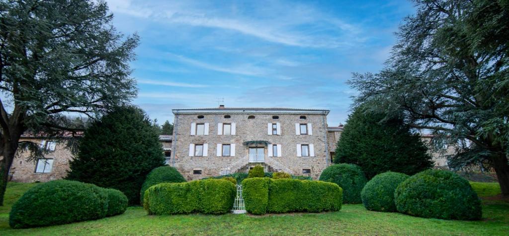 Charmant studio dans maison d'hôte dans un écrin de verdure 46700 Saint-Martin-le-Redon
