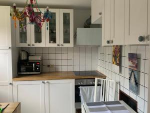 Charmante Doppelhaushälfte Am Schwanensee in Plön