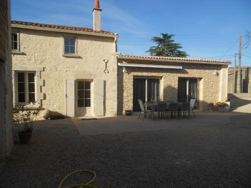 charmante maison a la campagne
