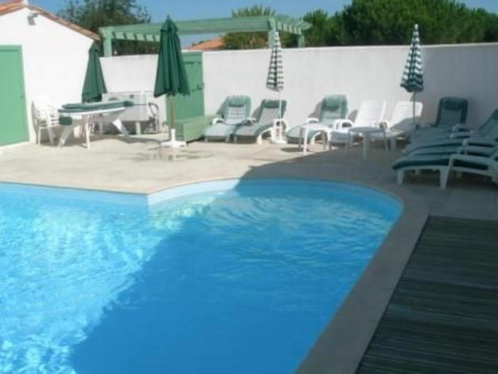 Maison de vacances Charmante maison avec piscine partagee de la grande noue, 5 17580 Le Bois-Plage-en-Ré