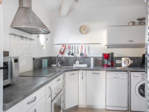 Charmante maison avec piscine partagee