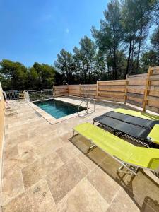 CHARMANTE MAISON CLIMATISEE AVEC PISCINE
