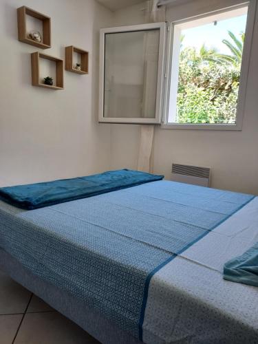Charmante maison Leucate avec garage, accès direct à la plage