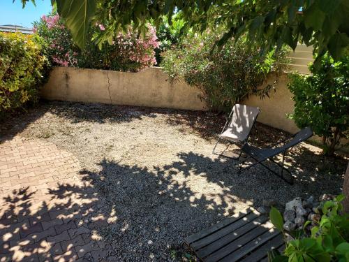 Charmante maison Leucate avec garage, accès direct à la plage