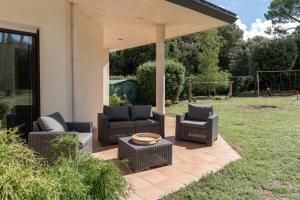 Charmante maison moderne avec grand jardin