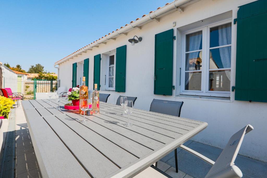 Maison de vacances Charmante maison pour 10 personnes Charles de Gaulle, 9 17580 Le Bois-Plage-en-Ré