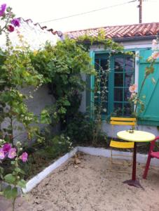 Charming 150m With Nice Garden Near The Sea