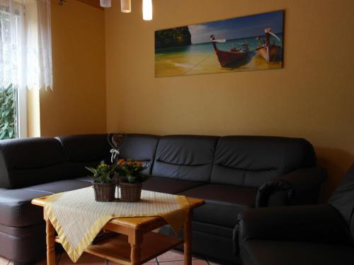 Charming Bungalow in Borgerende-Rethwisch with Sauna