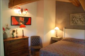 Charming cottage in Dordogne with swimming pool