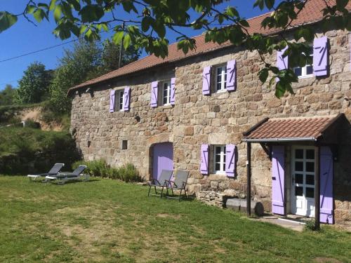 Charming Farmhouse in Cros de G orand with Swimming Pool